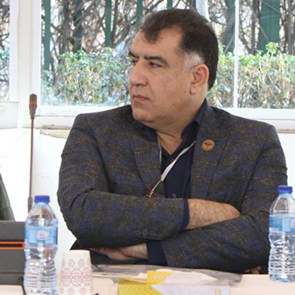 دكتر رضا کمیلی